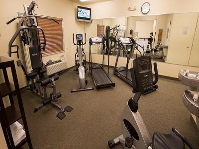 Candlewood By Ihg Hotel Springfield