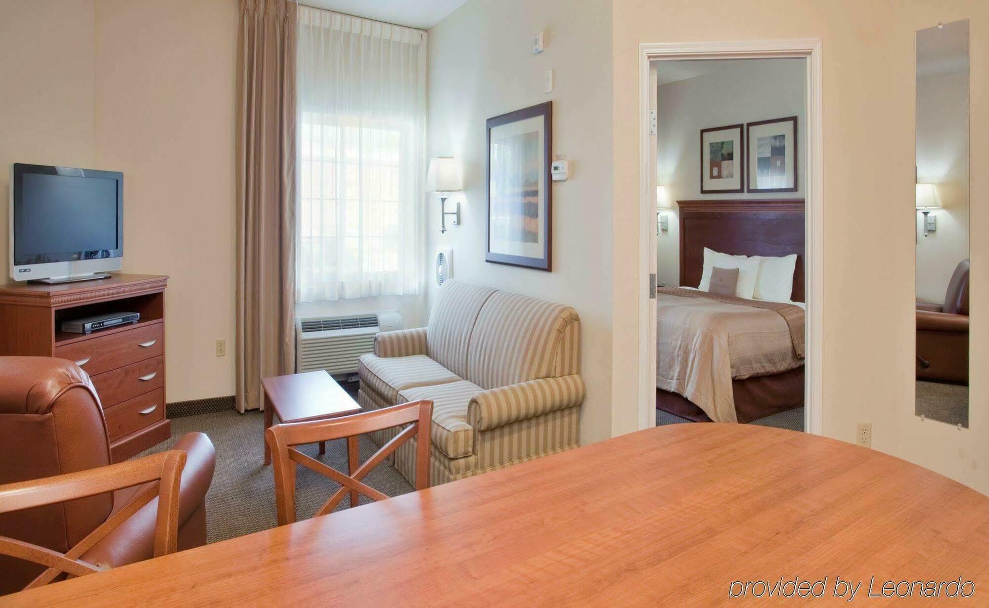 Candlewood By Ihg Hotel 2*